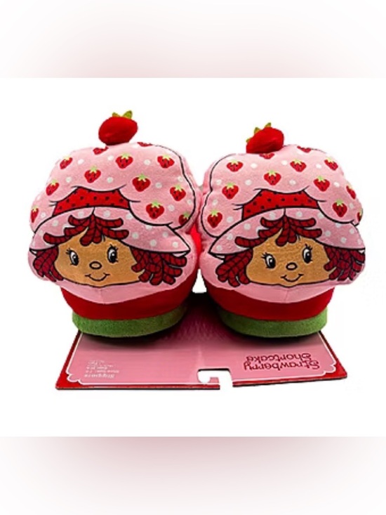 Strawberry Shortcake Shoes - Strawberry Shortcake Character Plush Slippers in Pink & Red sz 5-6